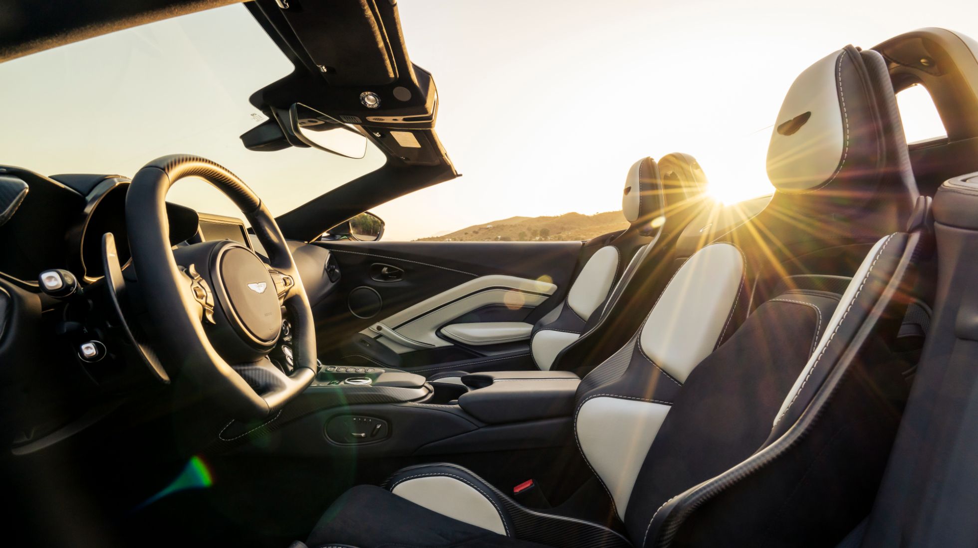 Aston Martin V12 Vantage Roadster Interior