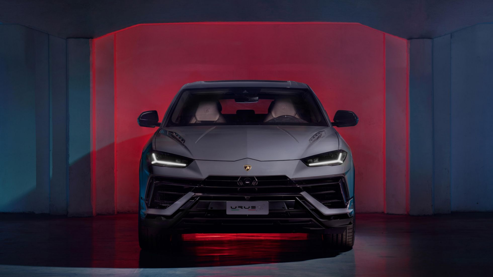 Lamborghini Urus S Front