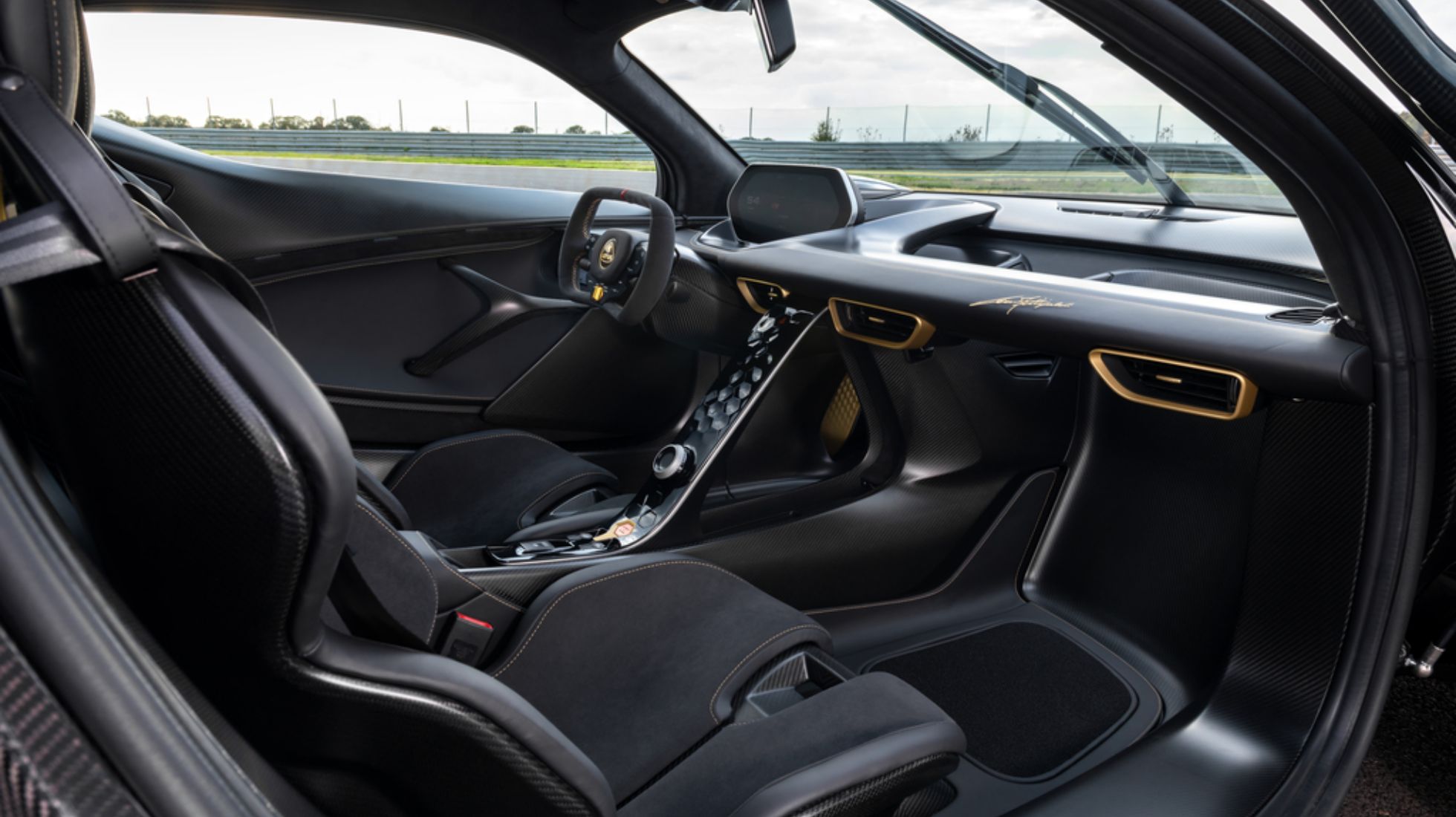 Lotus Evija Fittipaldi Interior