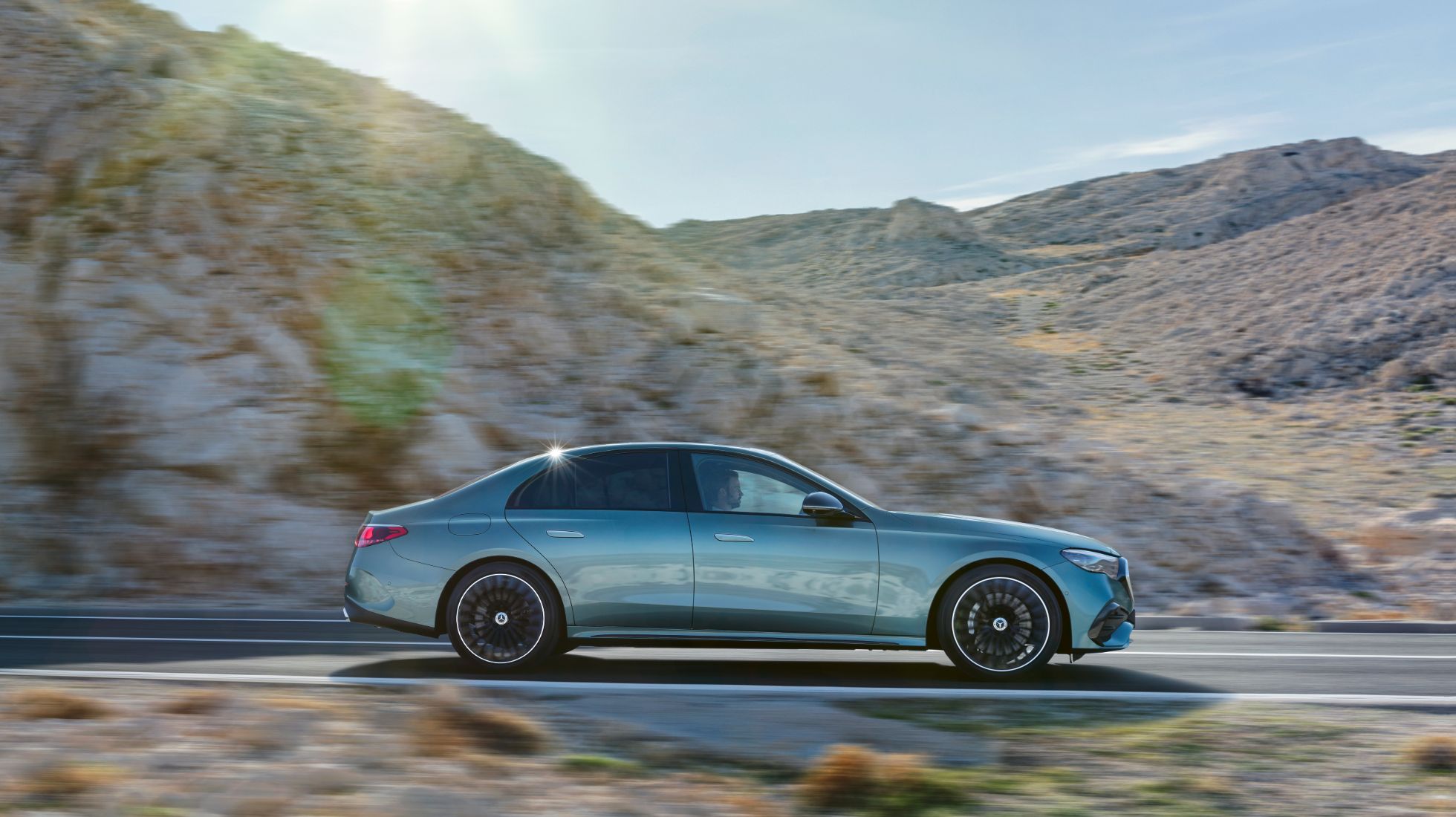 Mercedes-Benz E-Class Side