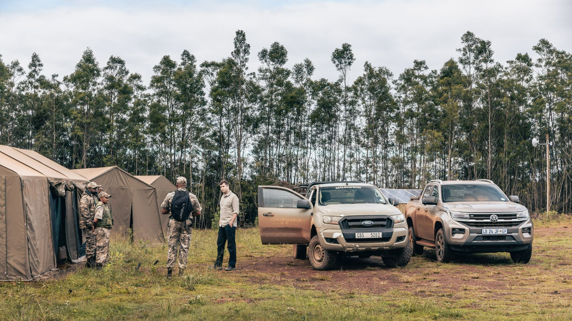 TopGear SA Rhinos in South Africa - VW Amarok 2