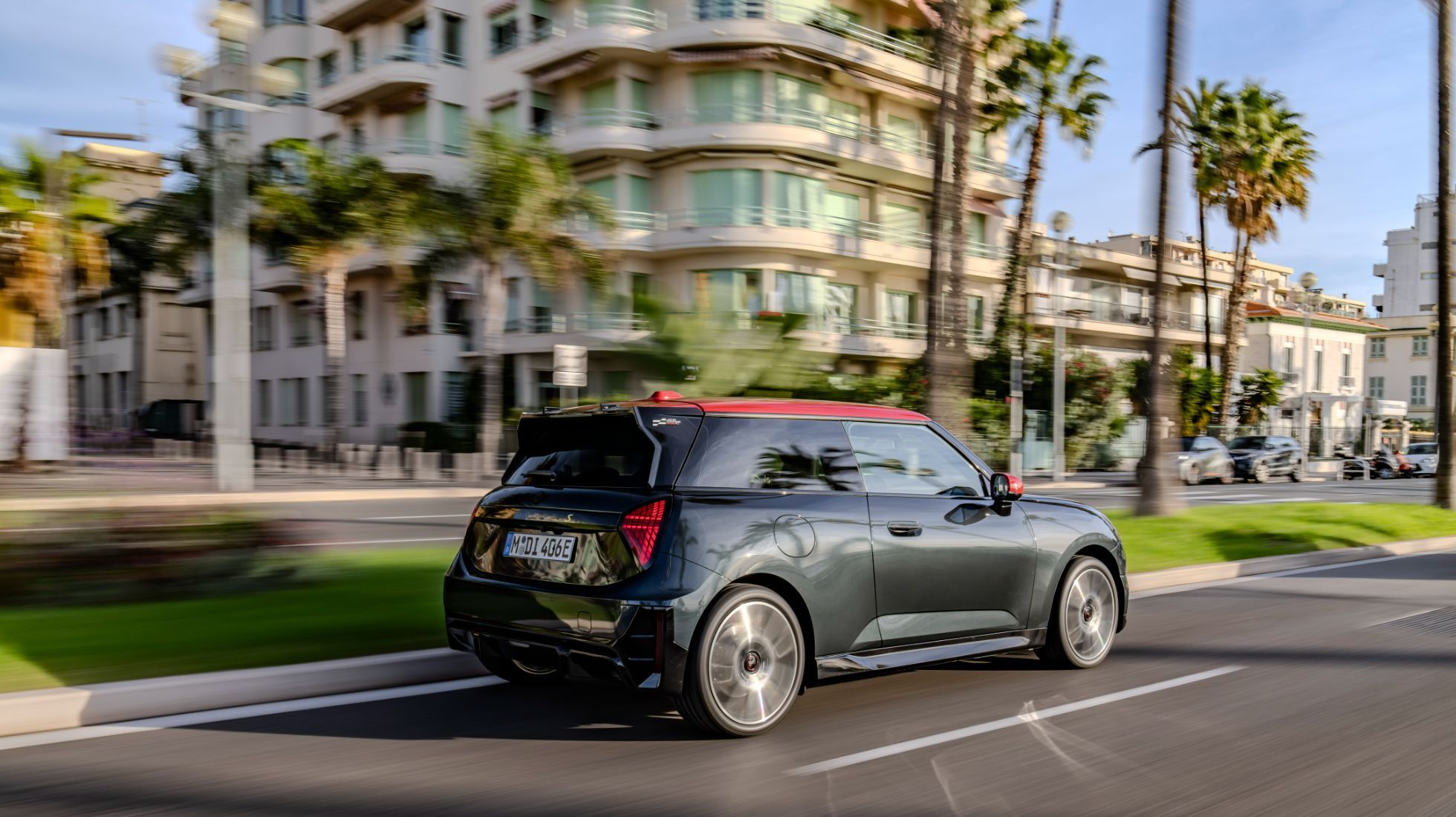 Mini Cooper SE JCW Rear