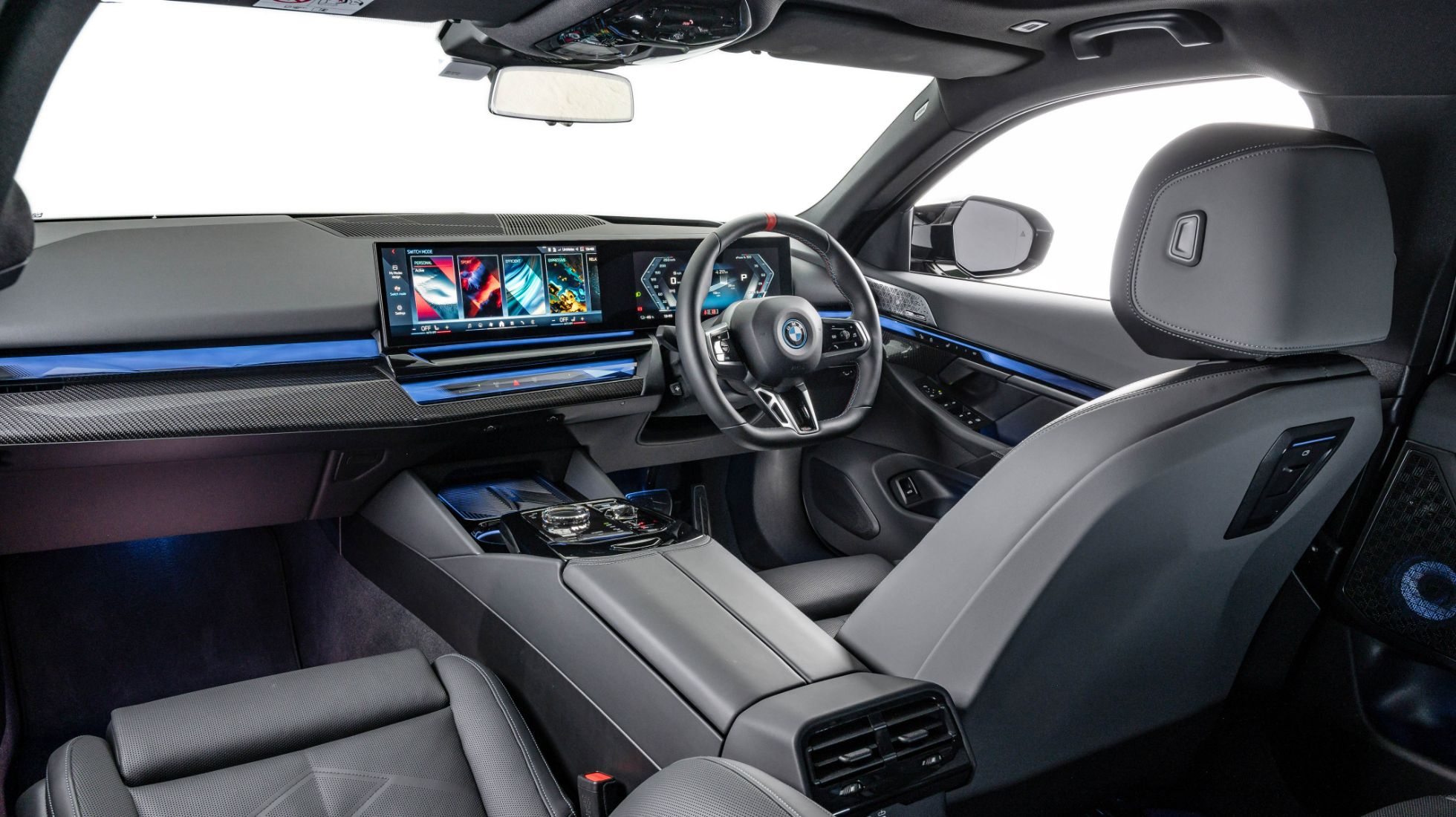 BMW i5 M60