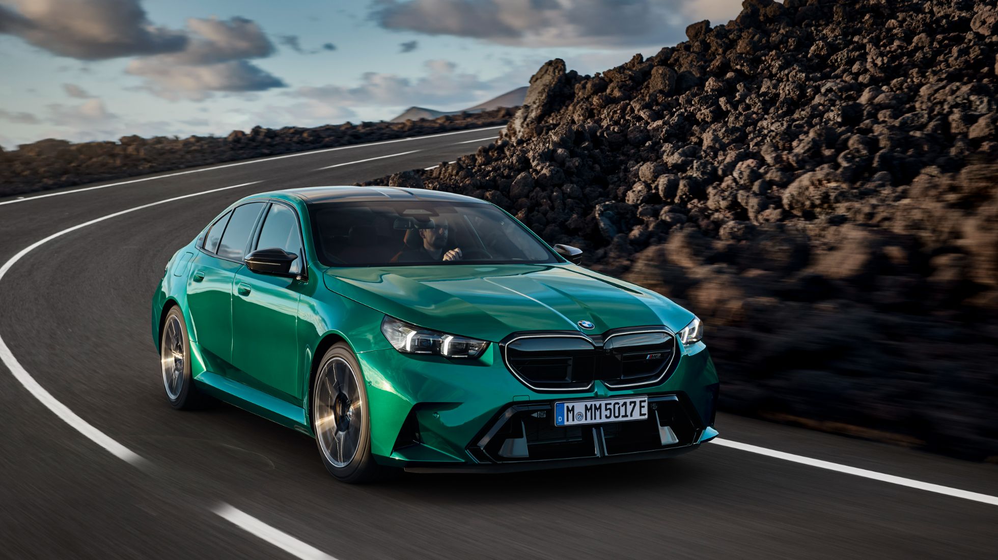 New BMW M5 xDrive Front