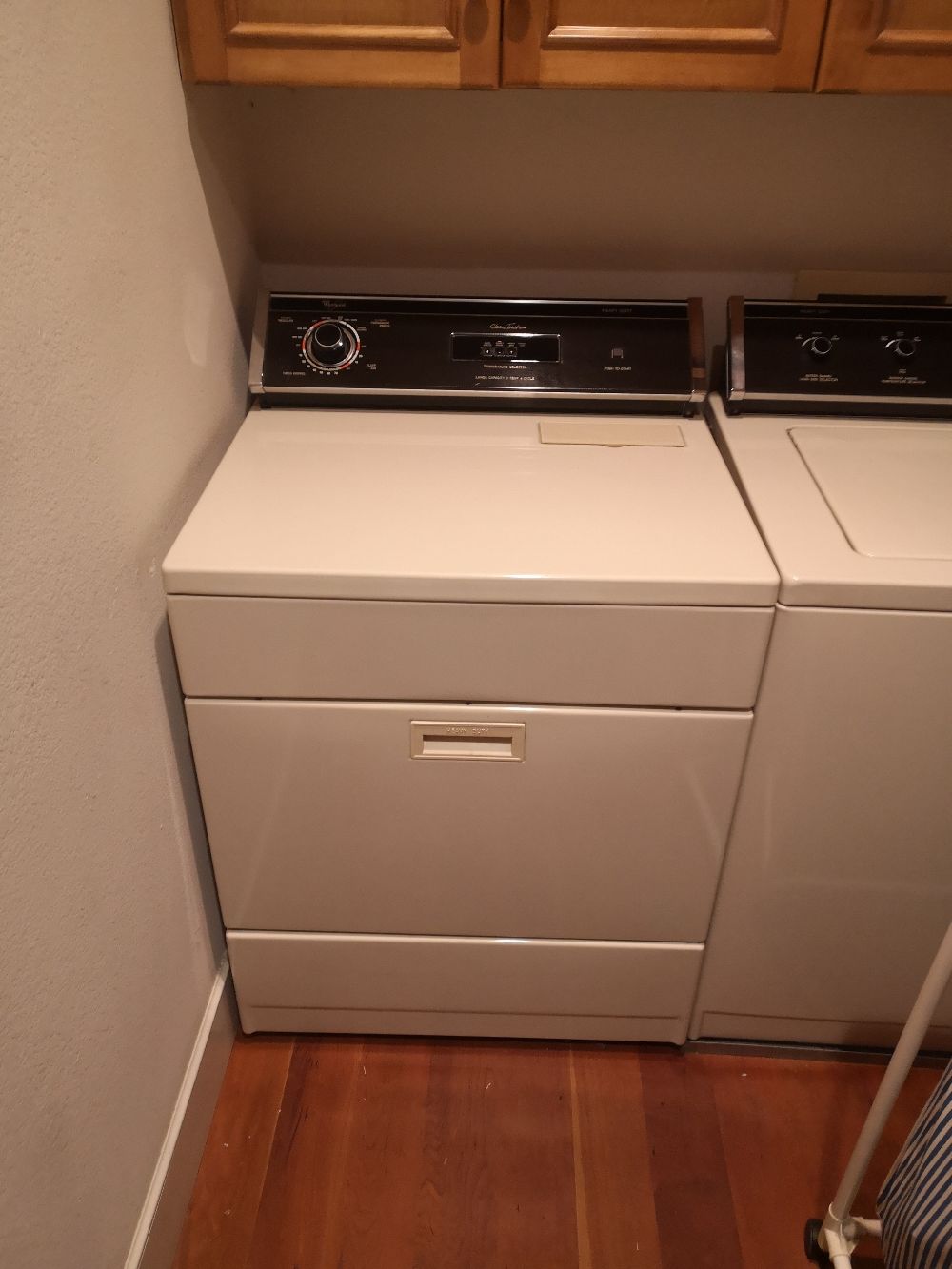 ᐉ Why is my Whirlpool Dryer Making Noise and Not Turning On? — Prime
