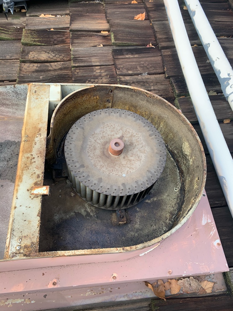 ᐉ How Can I Fix a Thermador Hood Fan? — Prime HVAC & Appliance Repair