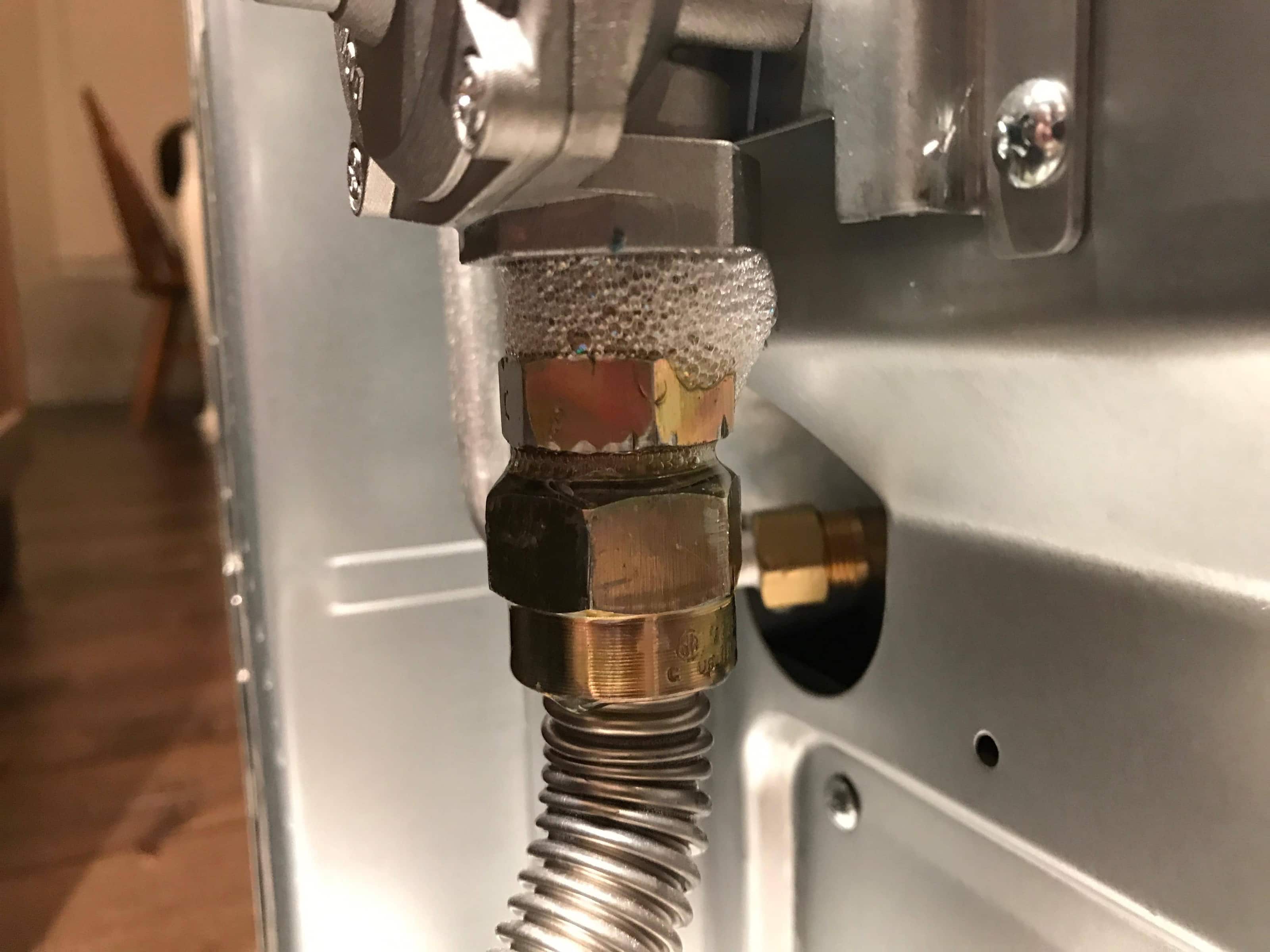 ᐉ My Bosch Refrigerator b36ct80sns Water Dispenser Not Working. How to