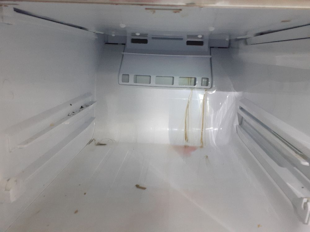 ᐉ How to fix Samsung Refrigerator water dripping from the bottom