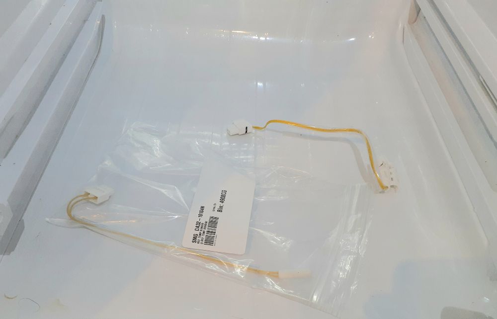 ᐉ How to fix Samsung Refrigerator water dripping from the bottom