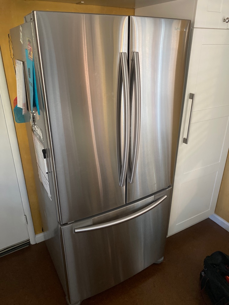 ᐉ Samsung refrigerator pooling water on the bottom How to repair