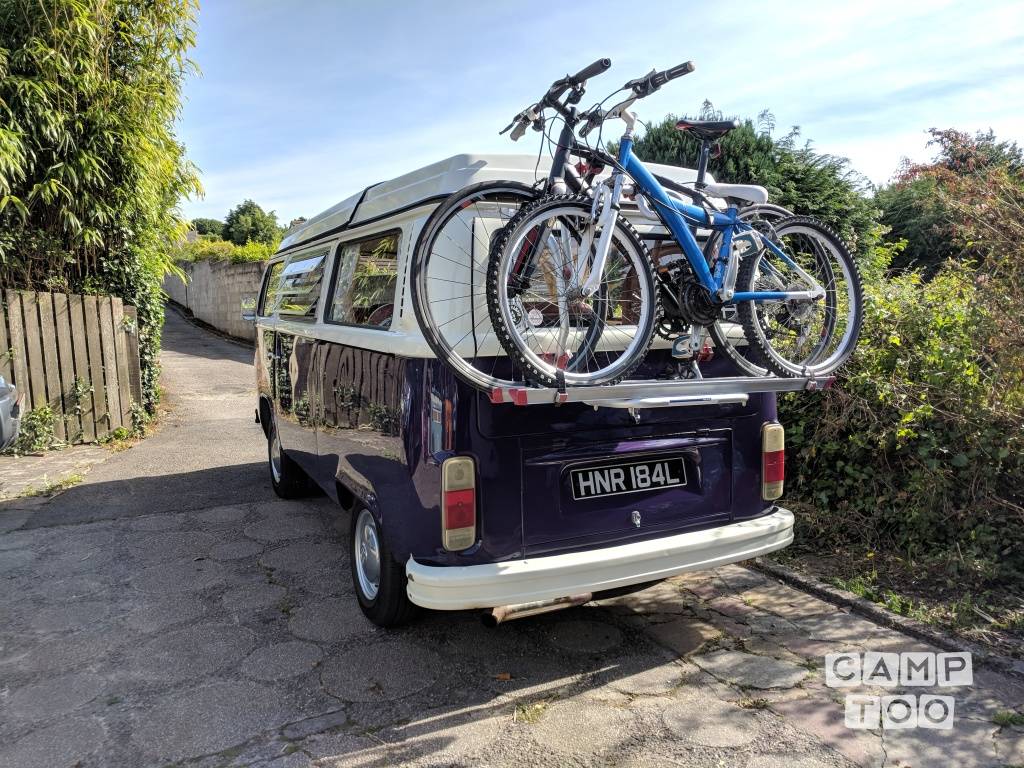 Camptoo campervan with bikes on rack