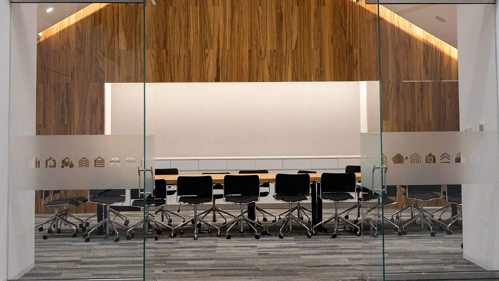 spacious meeting room