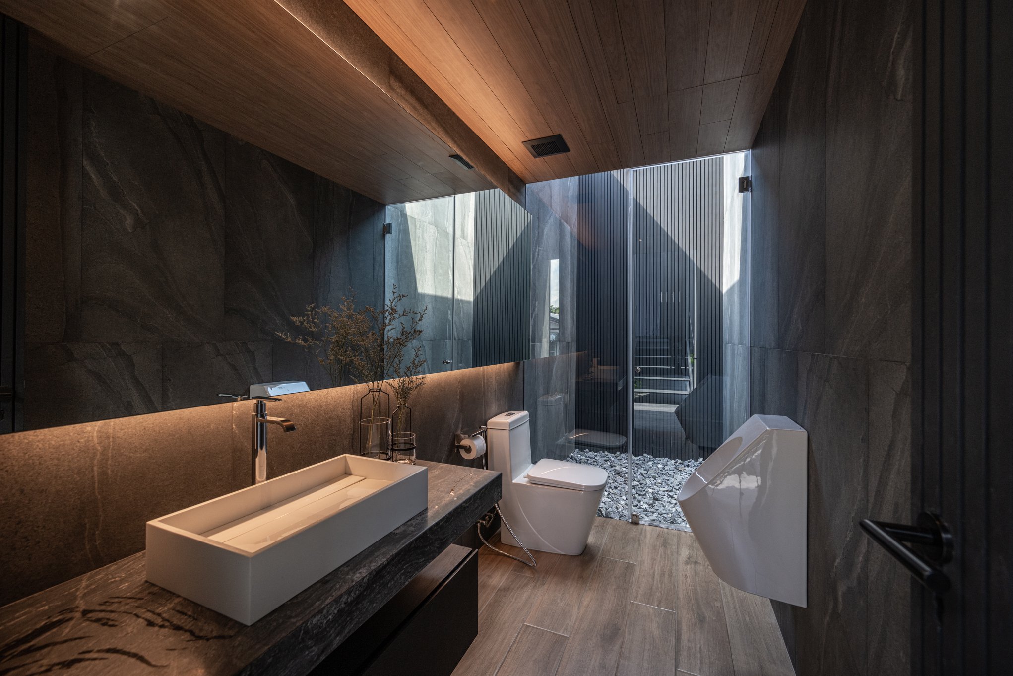 V60 House