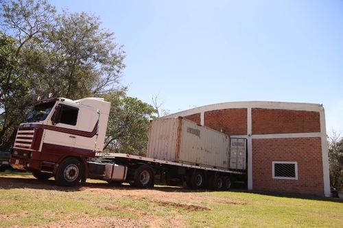 Truck with Container
