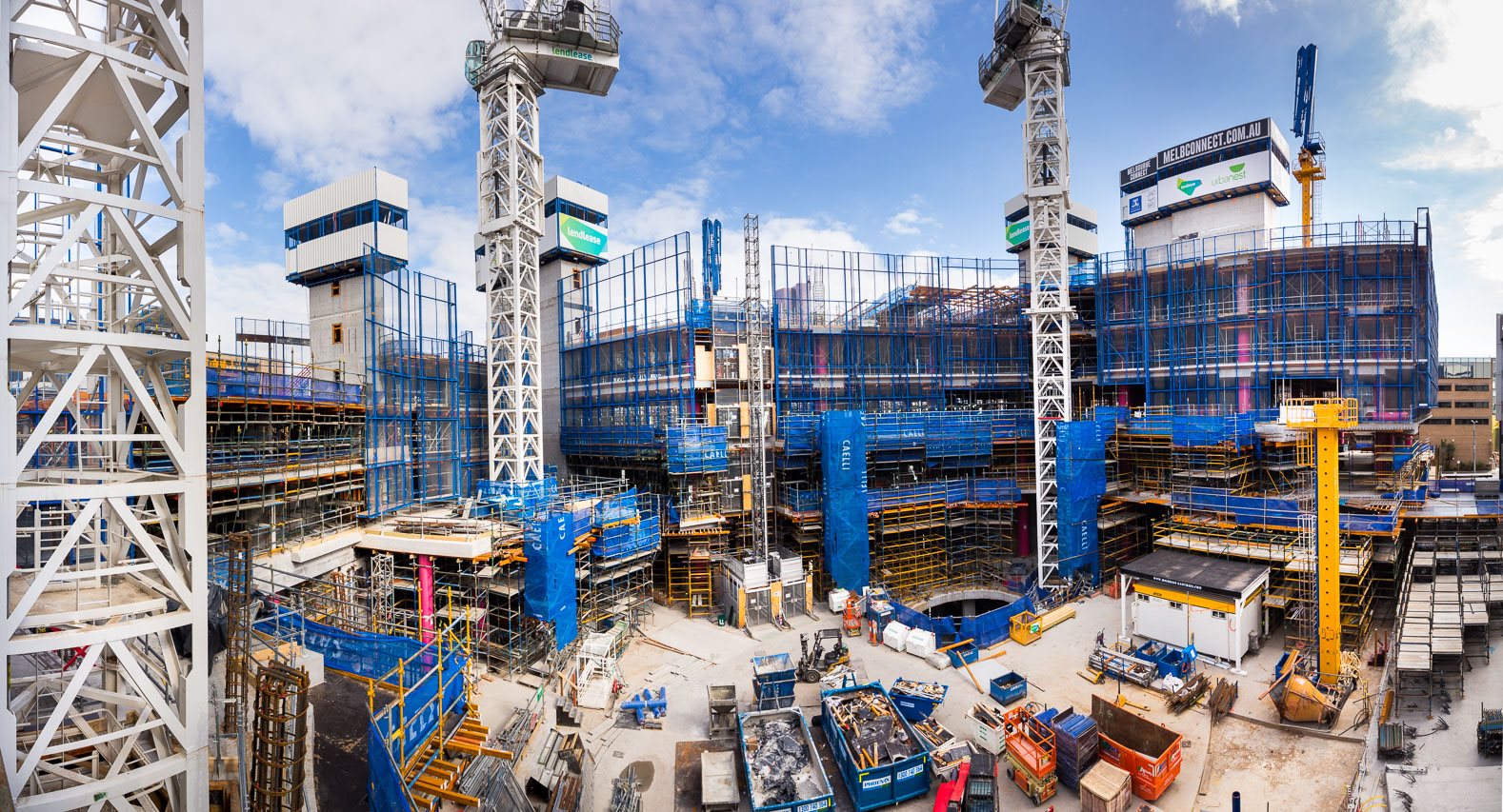 ???Superfloor??? Connects 3 Buildings Together for University of Melbourne