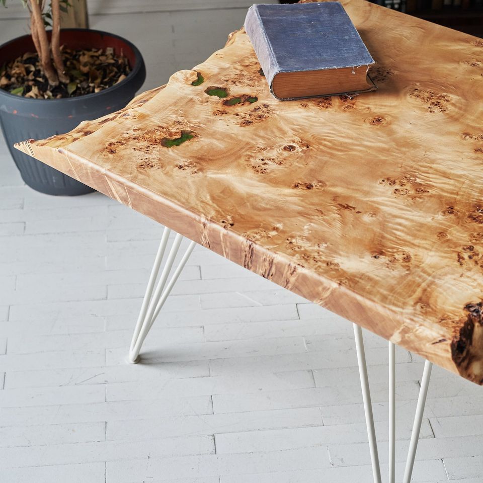 White wood coffee table