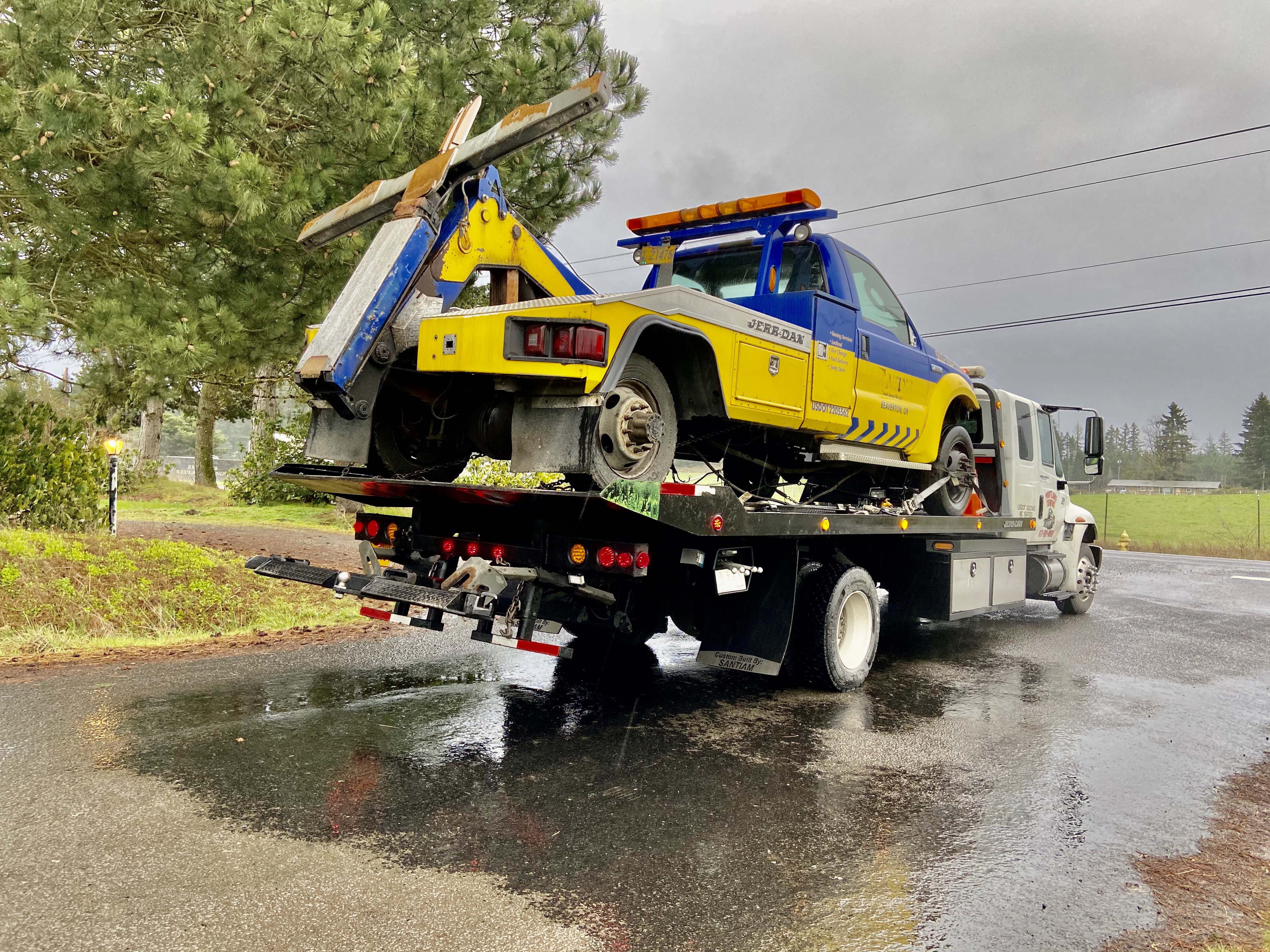 24/7 TOW TRUCK SERIVCES IN PORTLAND