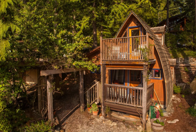 AFrame Canada Alternative Airbnb Accommodations Futurestay