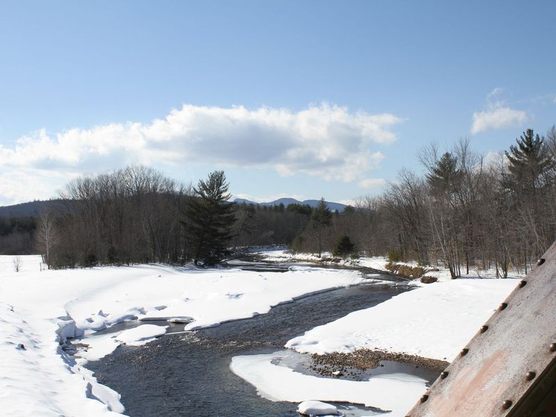 Four Seasons Lodge, North Conway NH - Winter - Futurestay