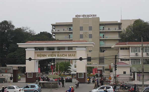côn trùng cắn bôi gì
