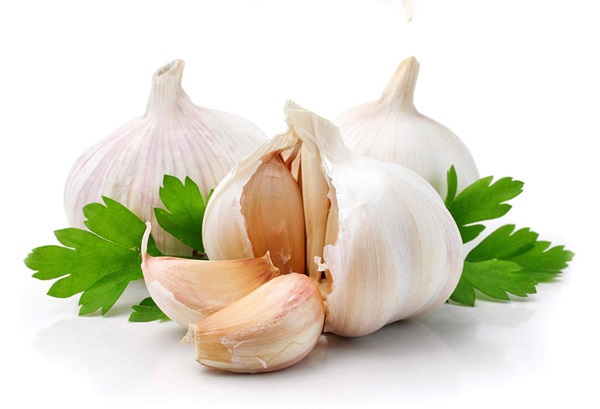 Trị sẹo thâm hiệu quả bằng tỏi