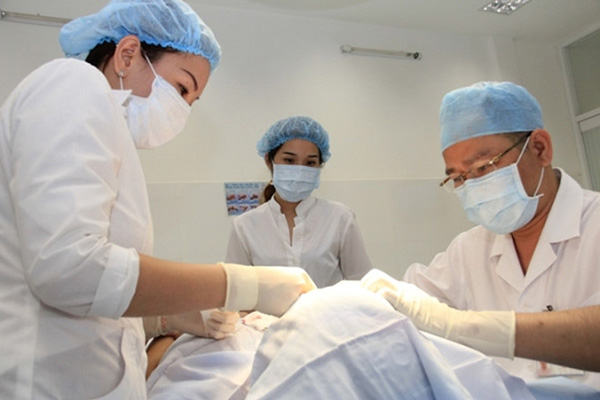 sẹo lồi lâu năm có trị dứt điểm được không?