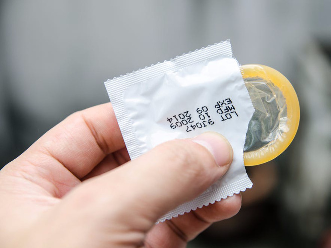9 sự thật trần trụi về bao cao su: Điều số 1 là sai lầm nhiều người mắc phải - 1