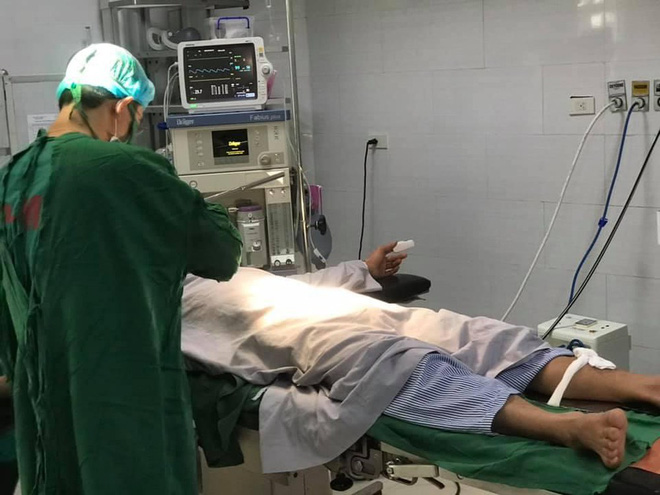 'Cậu nhỏ' bầm tím, gẫy gập vì... yêu: Bác sĩ cảnh báo hay gặp ở cặp đôi thích... 'độc, lạ'