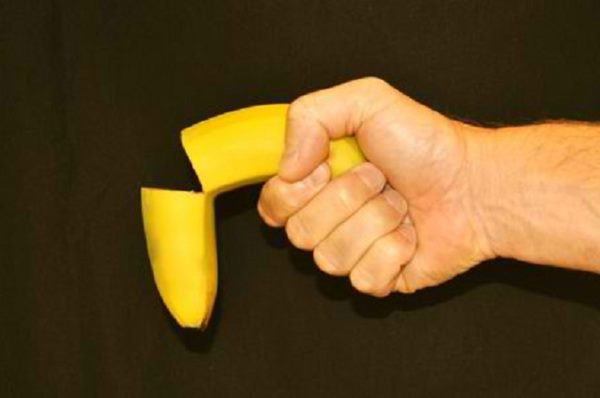 Những tai nạn 'chuyện ấy' tưởng đùa mà có thật khiến bác sĩ ngỡ ngàng, chào thua - 3
