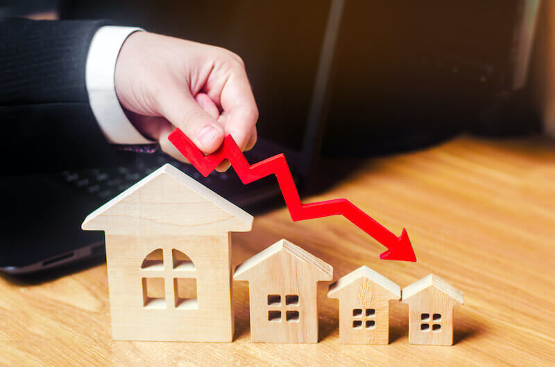 Gazundering from cash house buyers - it means they drop their offer.