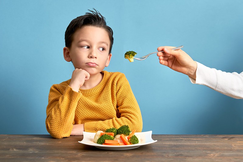 7 Tips And Tricks For Feeding A Fussy Eater By Kidadl