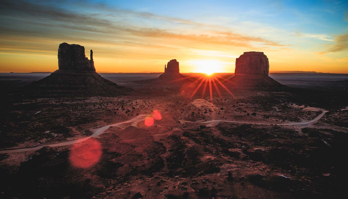 Sunrise at Monument Valley in Utah