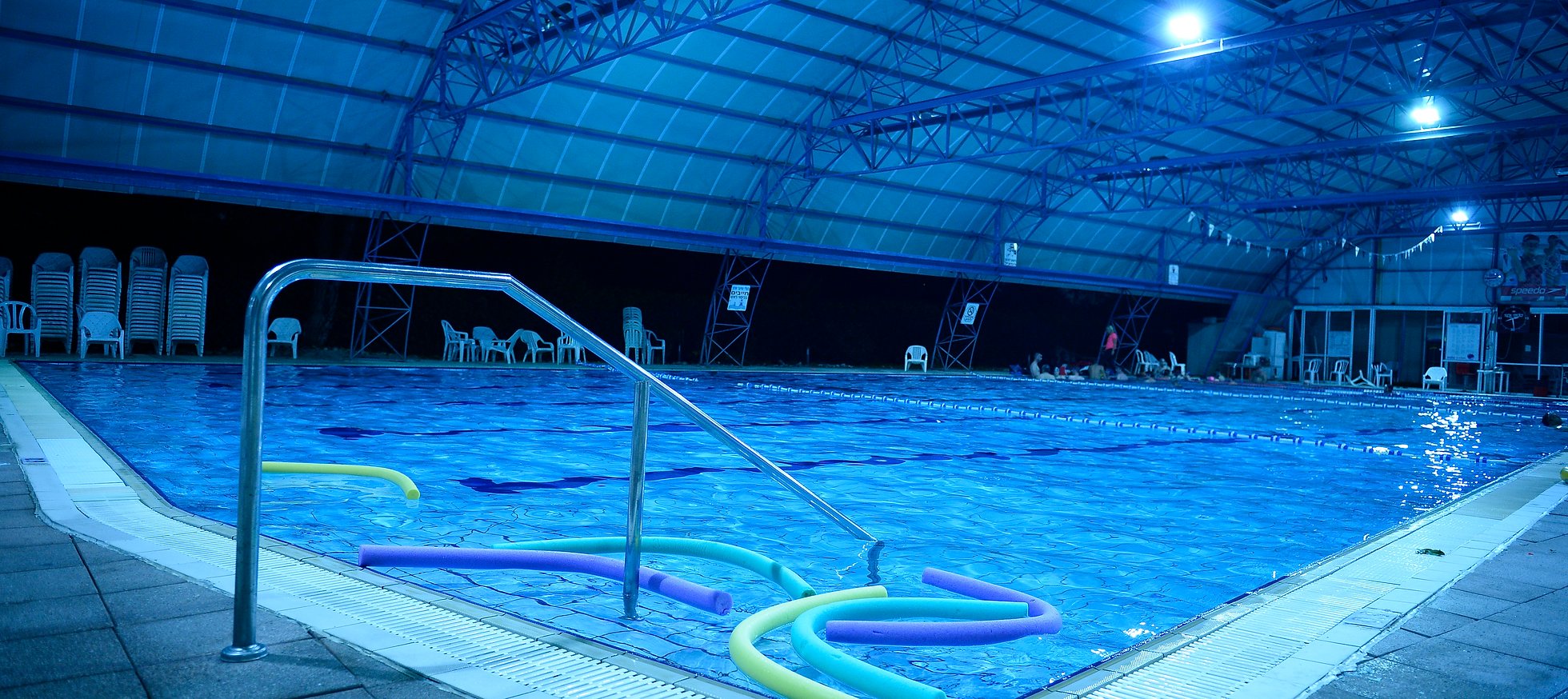 קאנטרי קלאב נווה אביבים-תל אביב