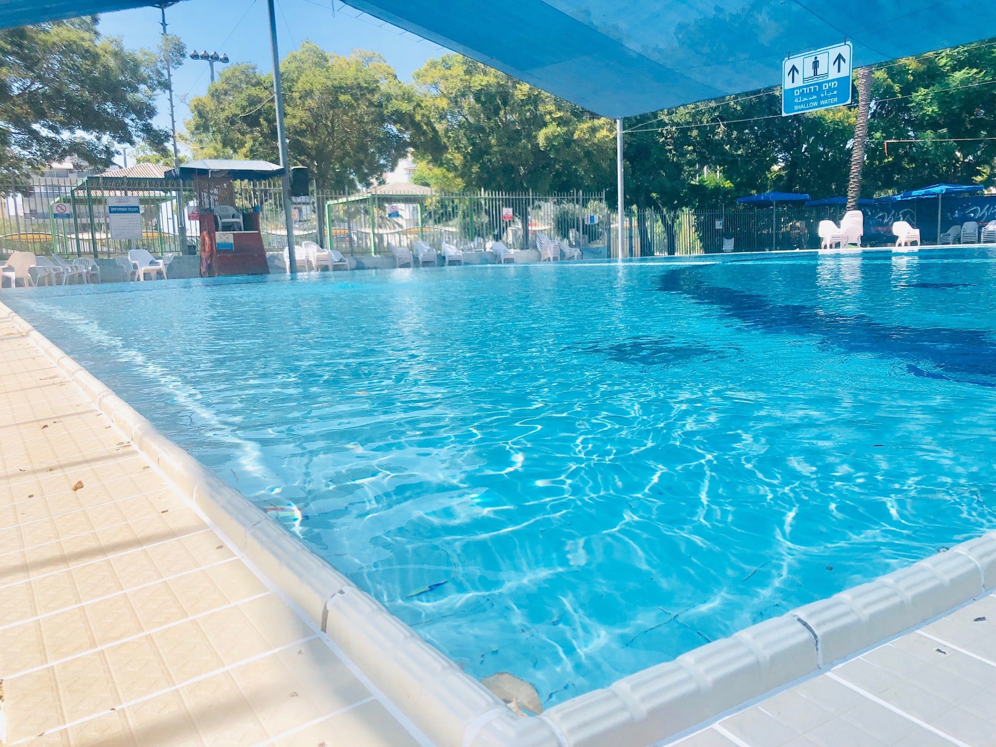 בריזה מרכז ספורט בחולון