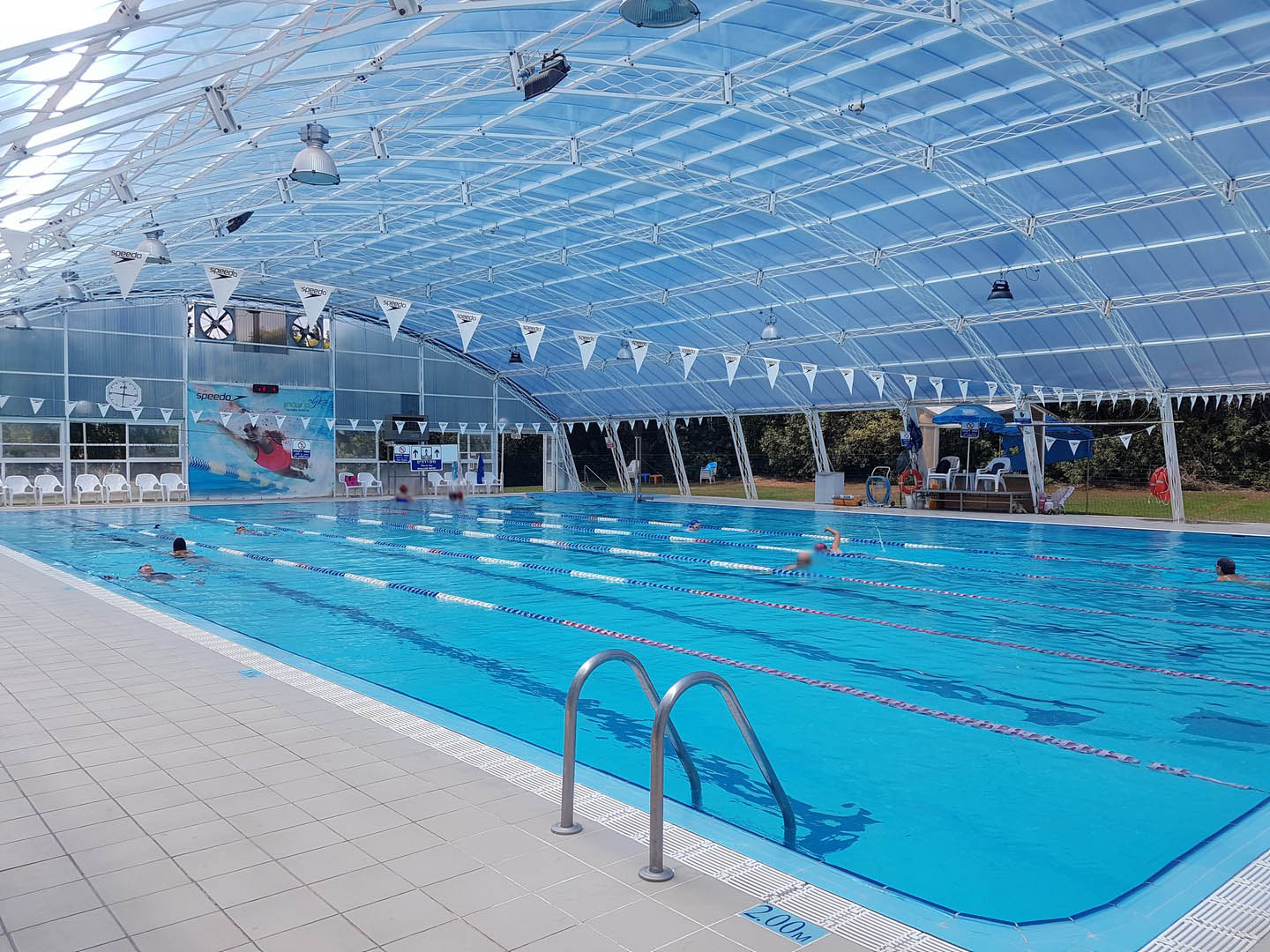 קאנטרי גן עברון - בריכה- נהריה