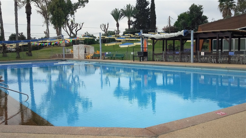 רשת הקאנטרי רעננה