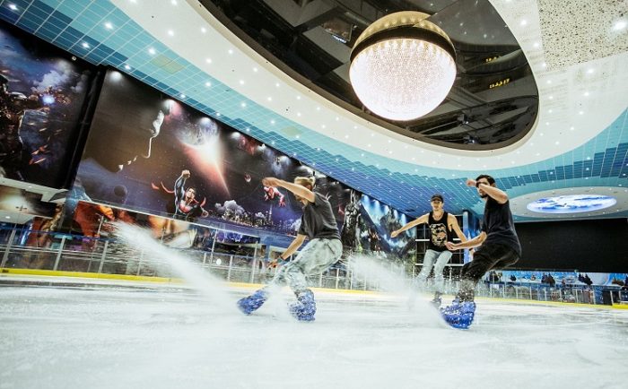 החלקה על הקרח סינמה סיטי באר שבע