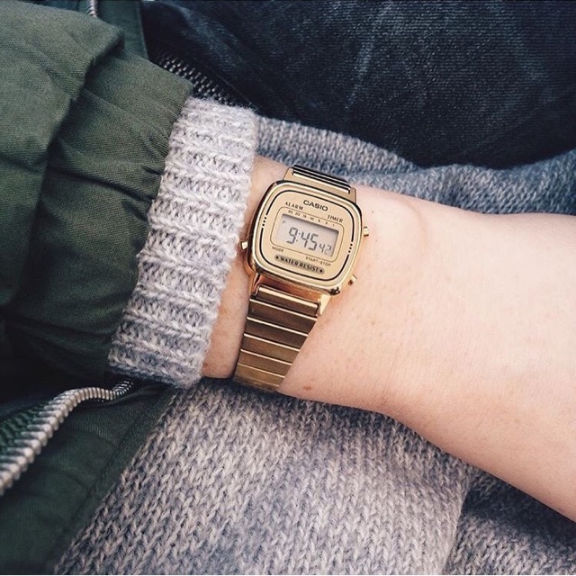 Đồng hồ Casio vàng LA670 - thiết kế dành riêng cho các quý cô thanh lịch