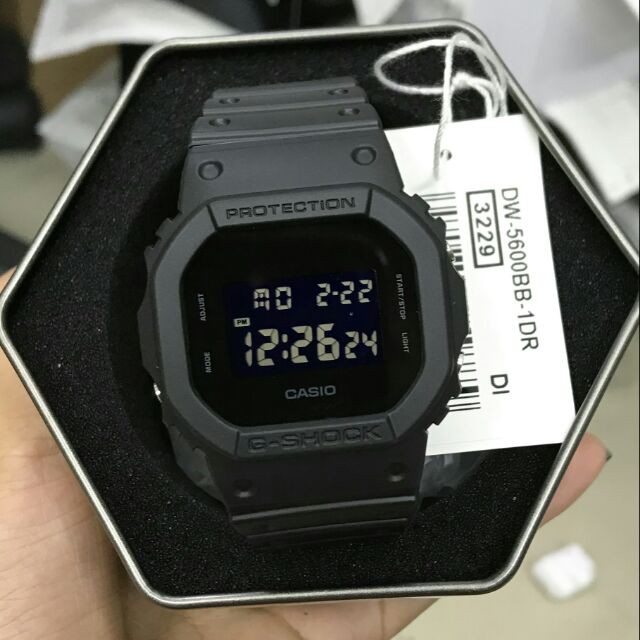 Nét cuốn hút đặc biệt từ đồng hồ Casio G-shock DW-5600BB-1DR