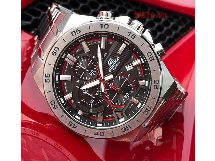 Casio Water Resist 100m giúp bạn bơi lội thoải mái