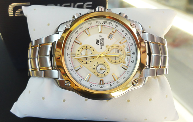 Thiết kế của đồng hồ Casio EF 524
