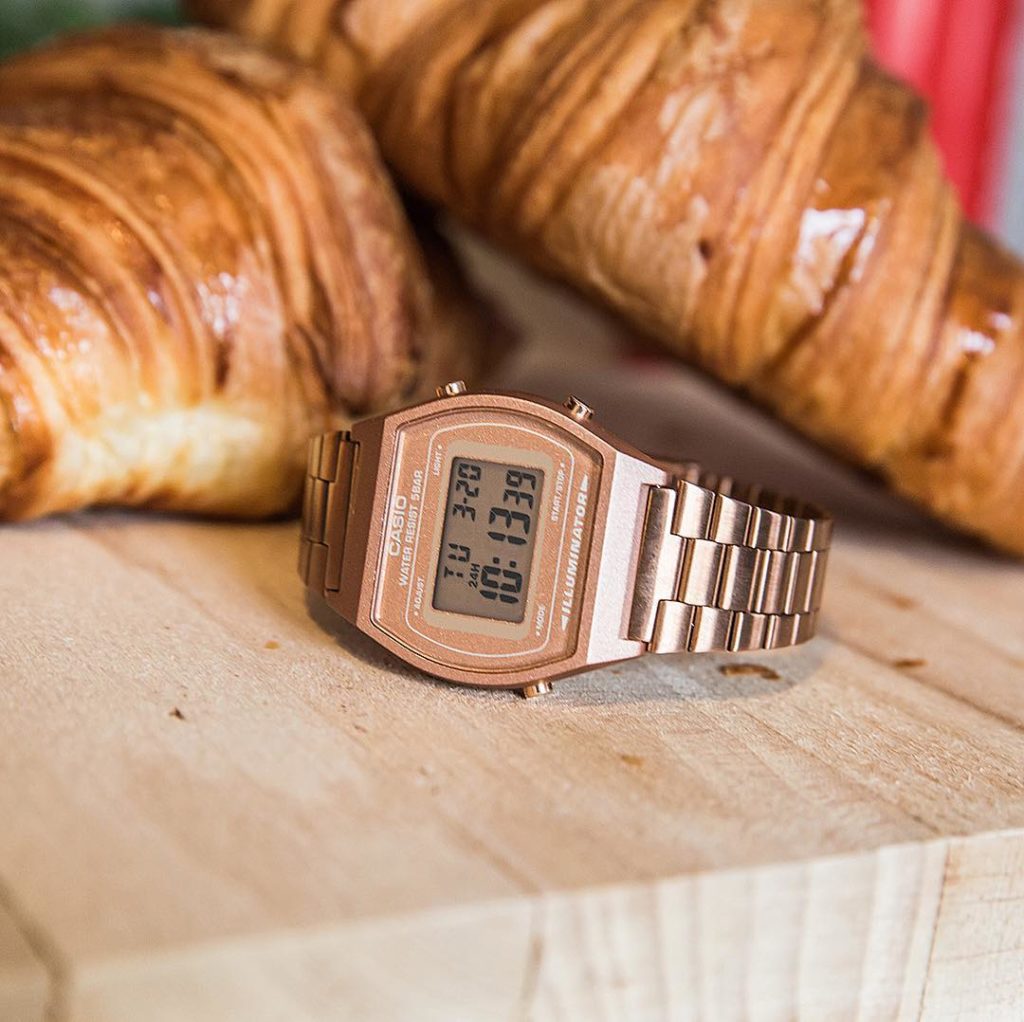 Casio Rose Gold vẻ đẹp ấn tượng