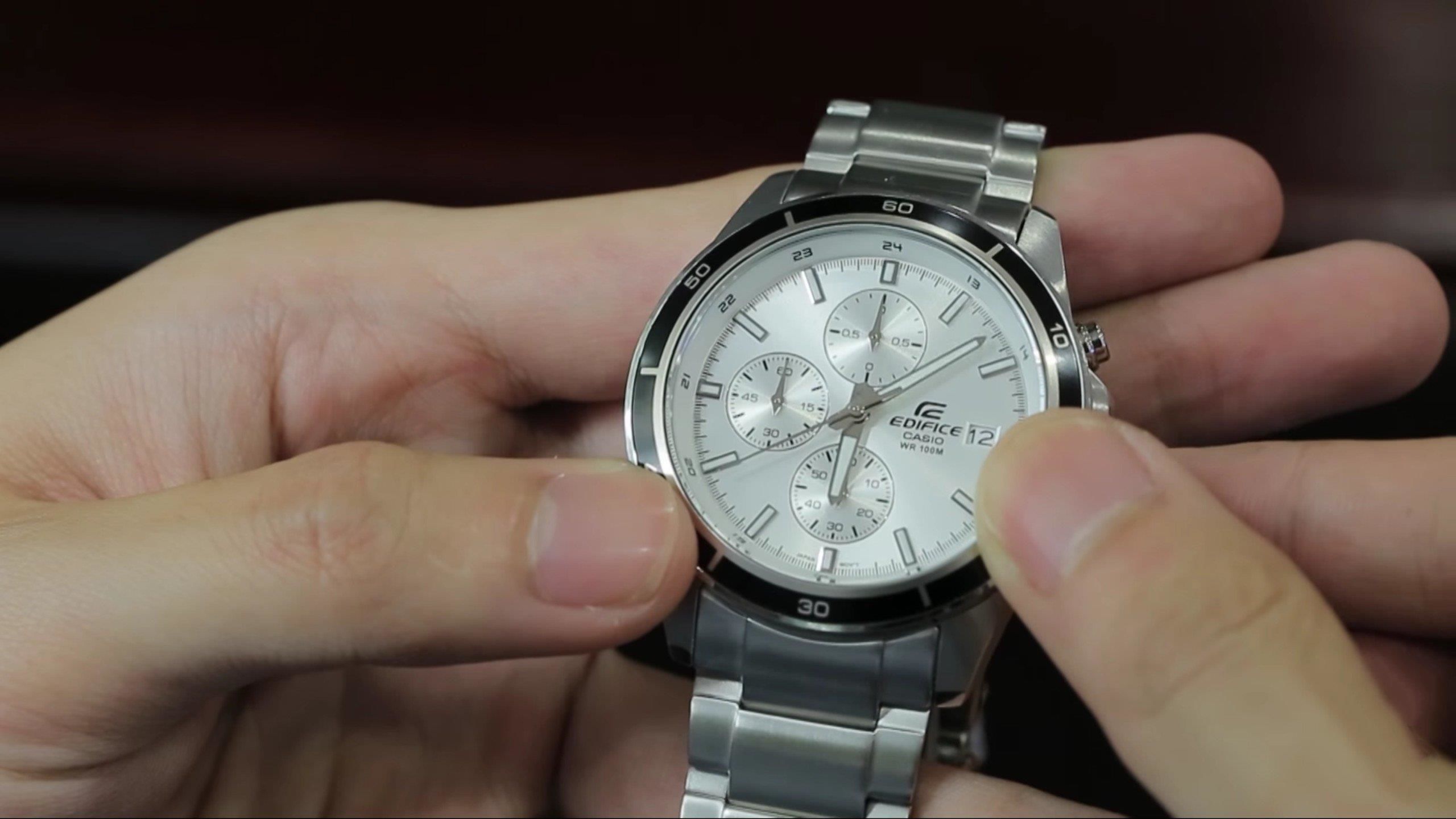 Đồng hồ Casio Edifice được ưa chuộng bởi mức giá dễ chịu