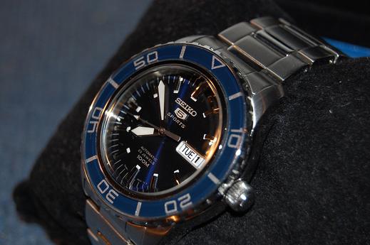 Đồng Hồ Seiko Automatic SNZH53K1 Phong Cách Thể Thao