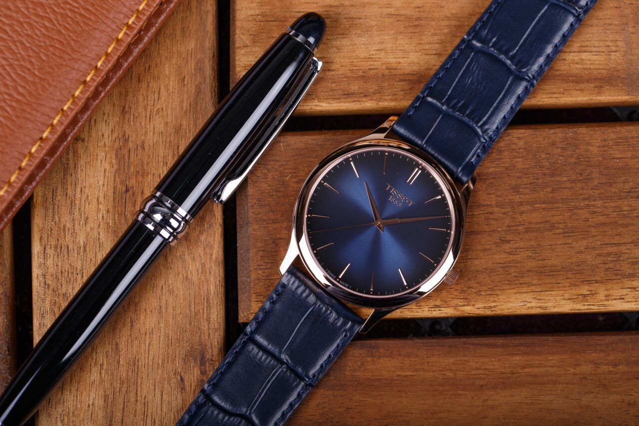 Cách phân biệt đồng hồ Tissot chính hãng hay hàng Fake | Tinh tế