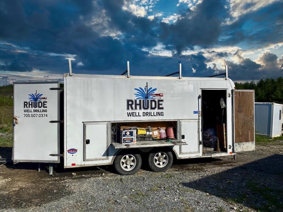 Trailer with pump installation and repair equipment.
