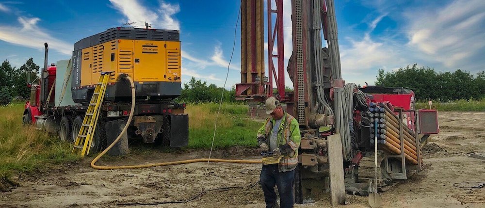 A well being deepened with Rhude Well Drilling rigs.