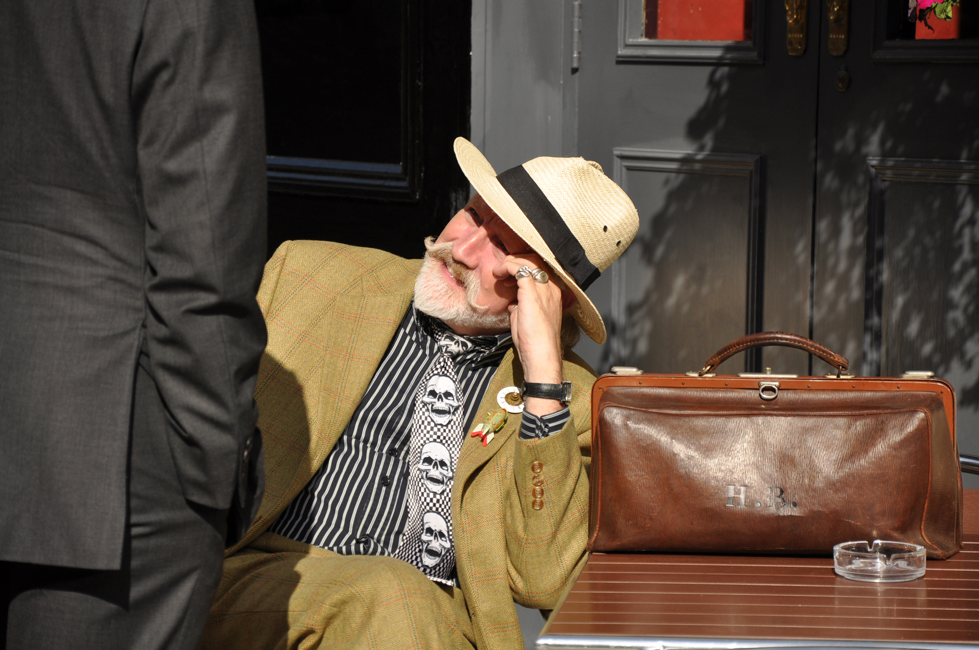 ד"ר ג'יקל - נוטינג היל לונדון- Notting Hill London- יואל שתרוג - אדמה יוצרת - yoel sitruk