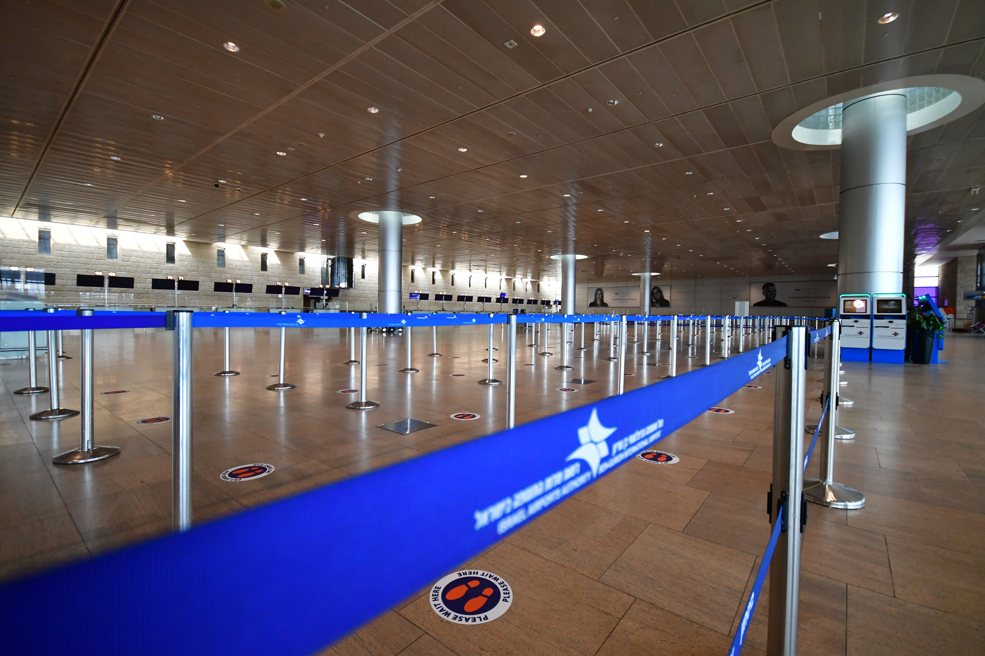  שדה התעופה בן גוריון - סגר שני - קורונה- הפס הכחול - יואל שתרוג - אדמה יוצרת - yoel sitruk