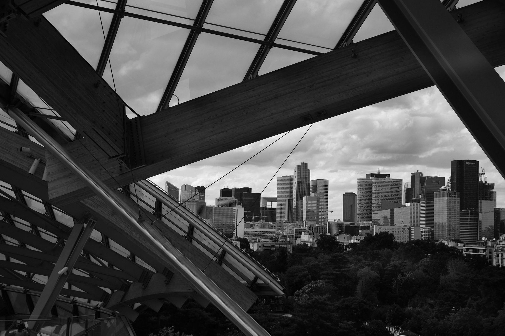 פריז - בין השמשות - paris - ניצן שתרוג - מוזיאון לואי ויטון - אדמה יוצרת - yoel sitruk